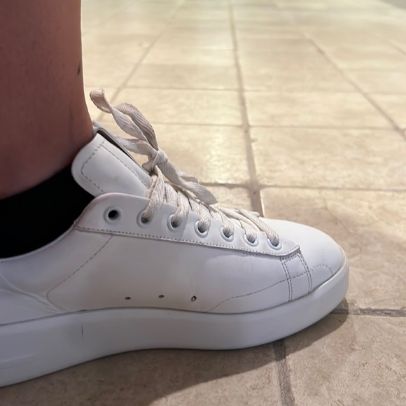 Golden Goose Sneakers - Picture 8 of 8